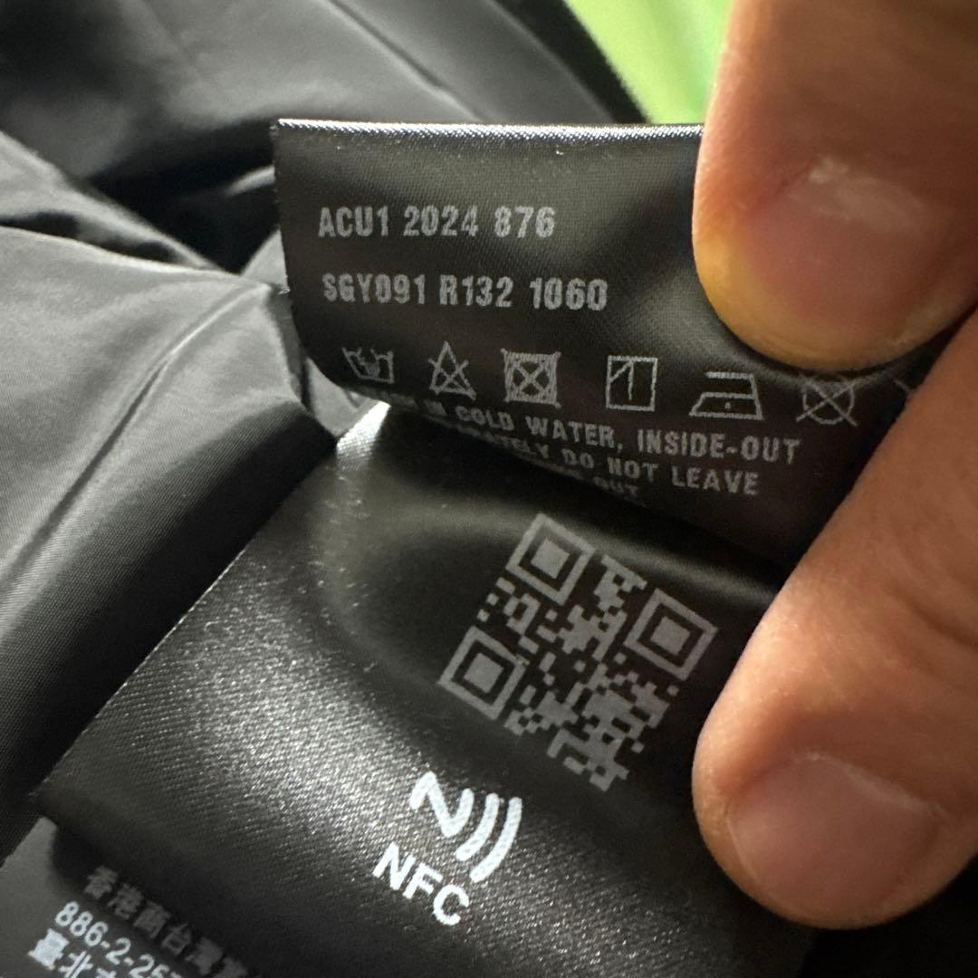 PRADA プラダ　ダウンジャケット　ブルゾン　ナイロン