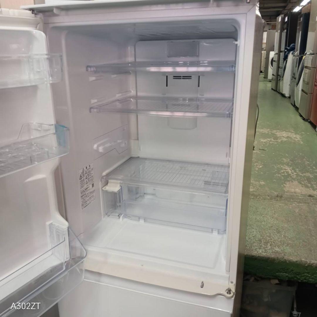 447 送料設置無料 SHARP　自動製氷機能付き大型冷蔵庫　350L