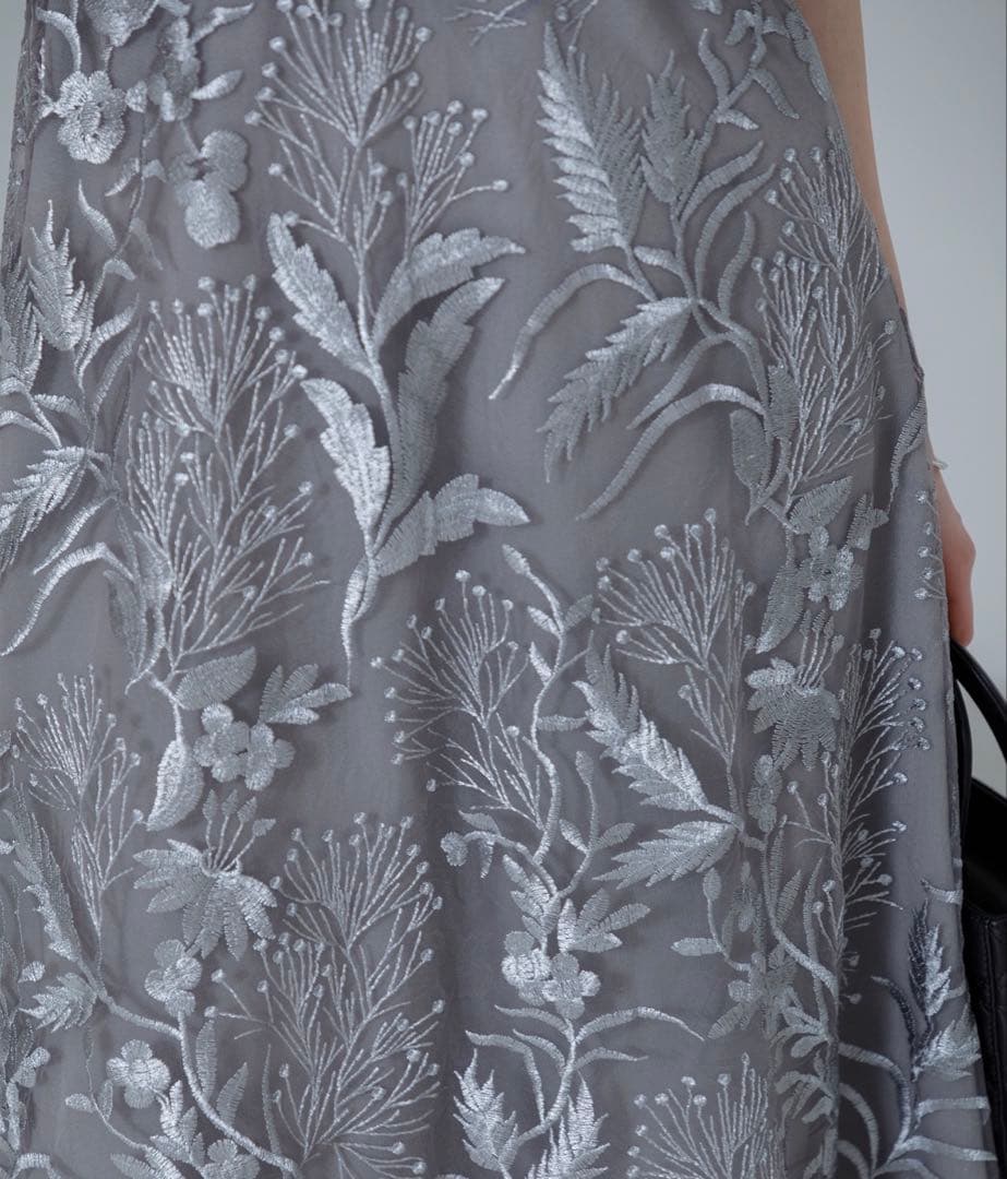 【LEJA】花柄刺繍レースチュールパフスリーブウエストマークワンピース/S