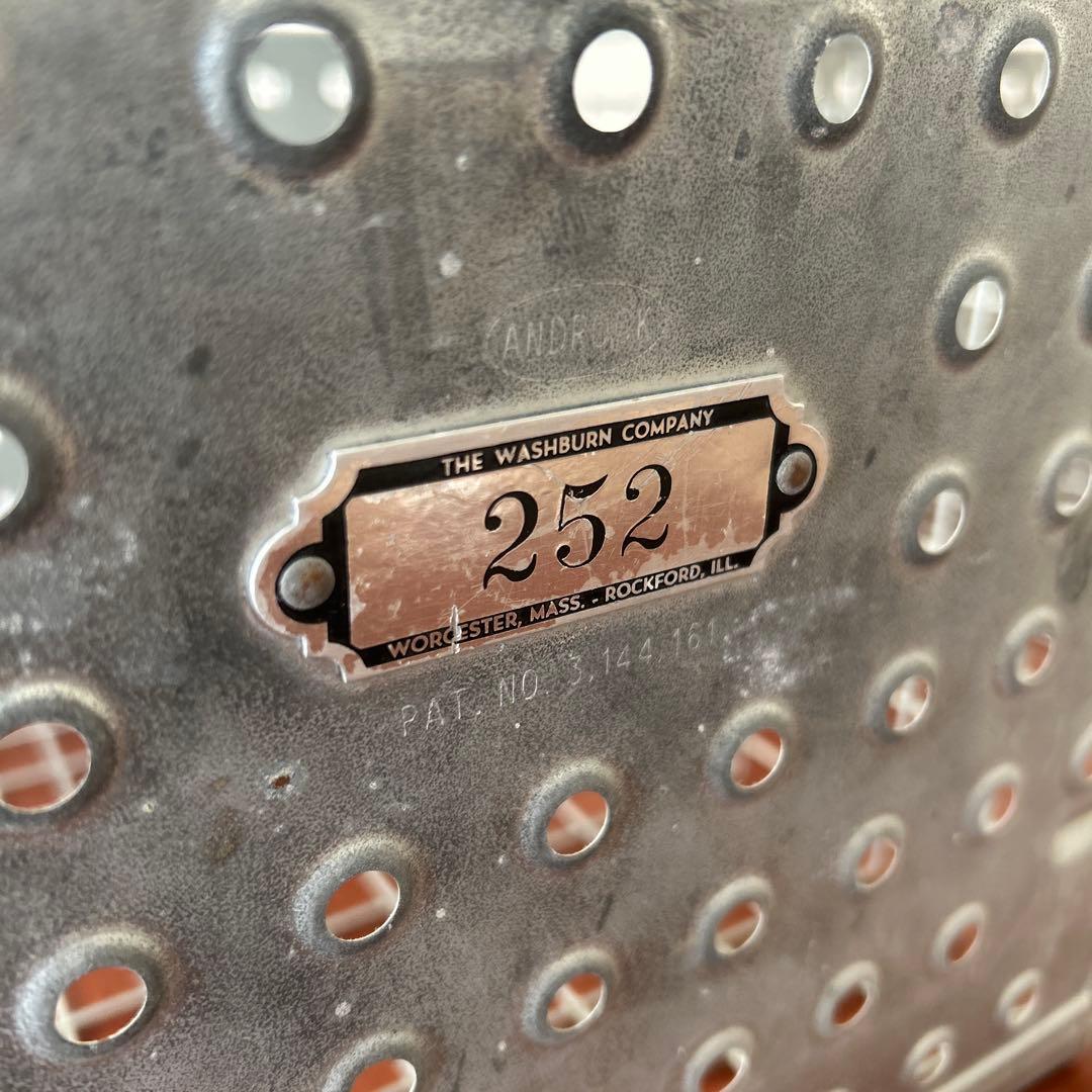 ヴィンテージメタルバスケット