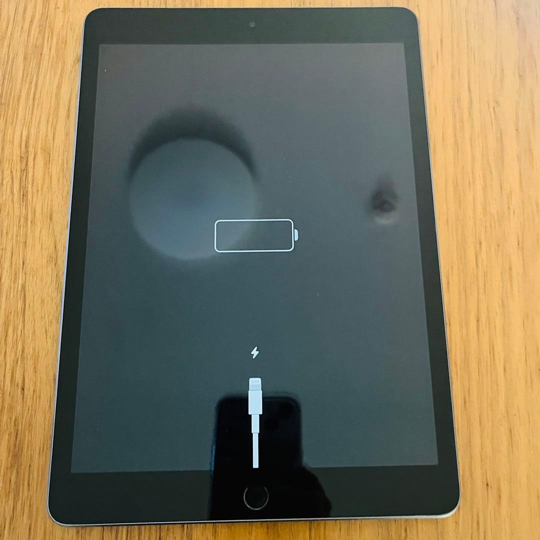 【iPad本体】(ジャンク)第9世代64gbスペースグレー