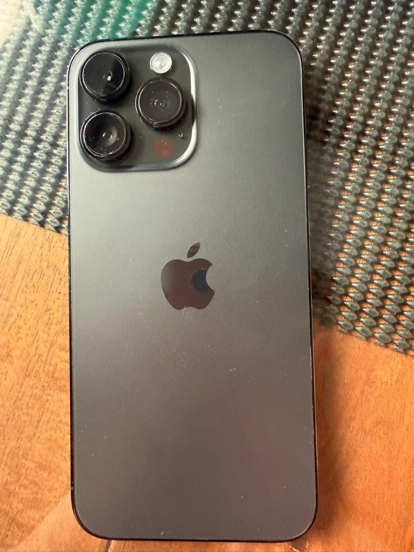 Apple iPhone 14 Pro スペースブラック