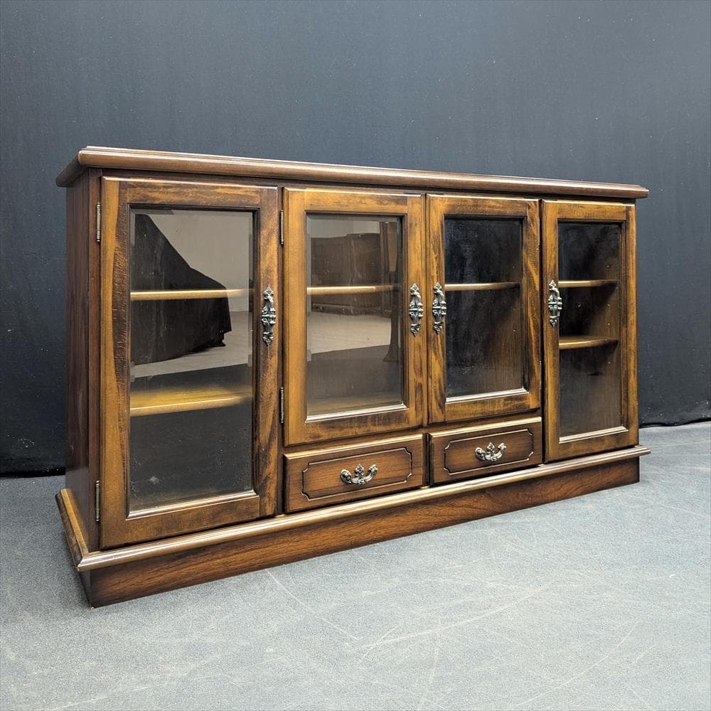 美品　カリモク　コロニアル　サイドボード　リビングボード　キャビネット　飾り棚