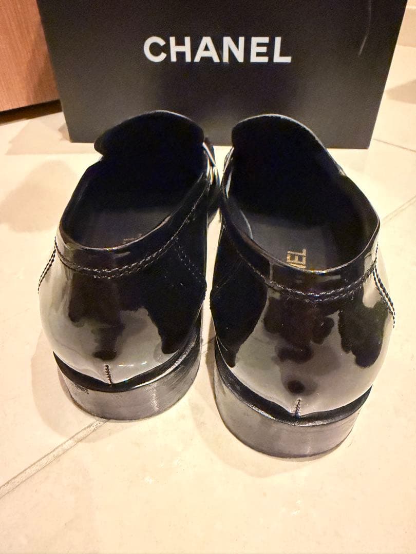 CHANEL エナメル　ブラック ローファー　37