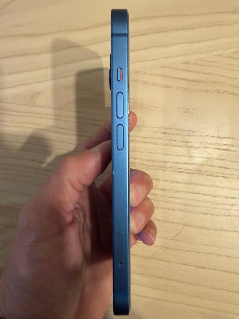 iPhone13 SIMフリー 128GB ブルー　箱、ケース、付属品あり