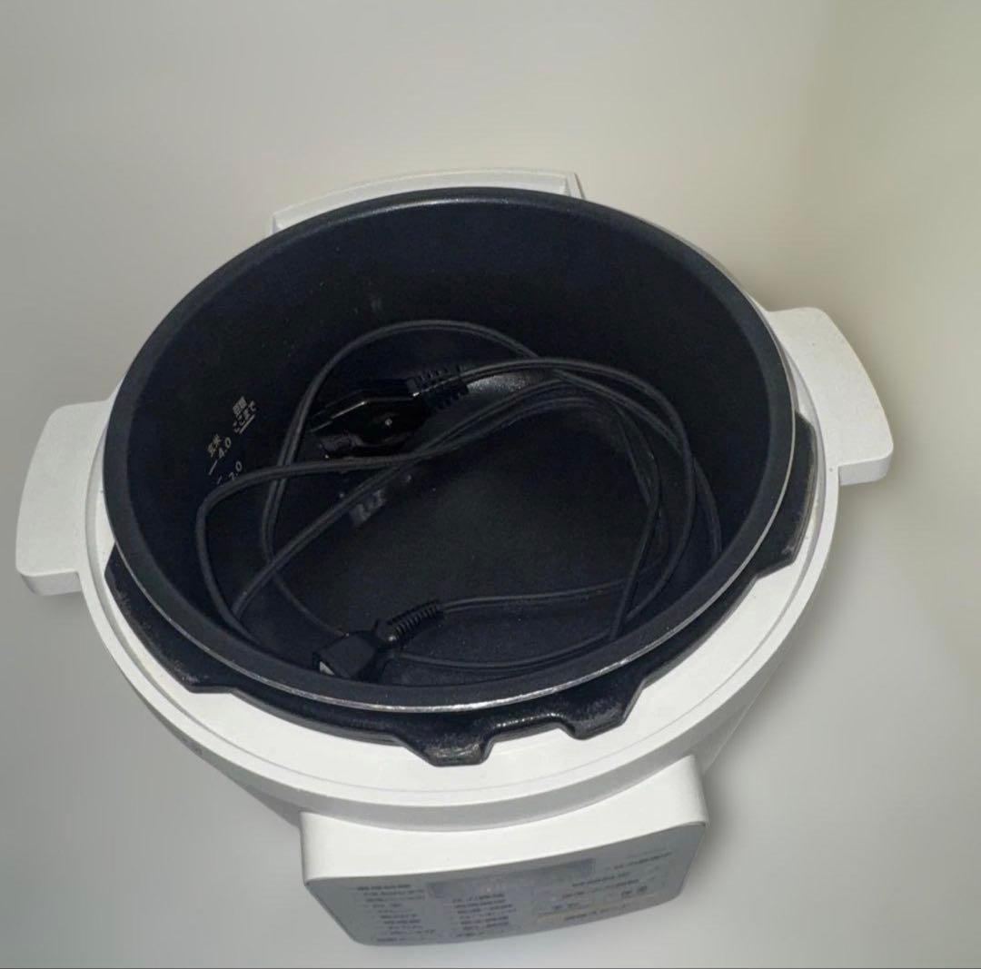 アイリスオーヤマ 電気圧力鍋 PC-MA4 4.0L ホワイト