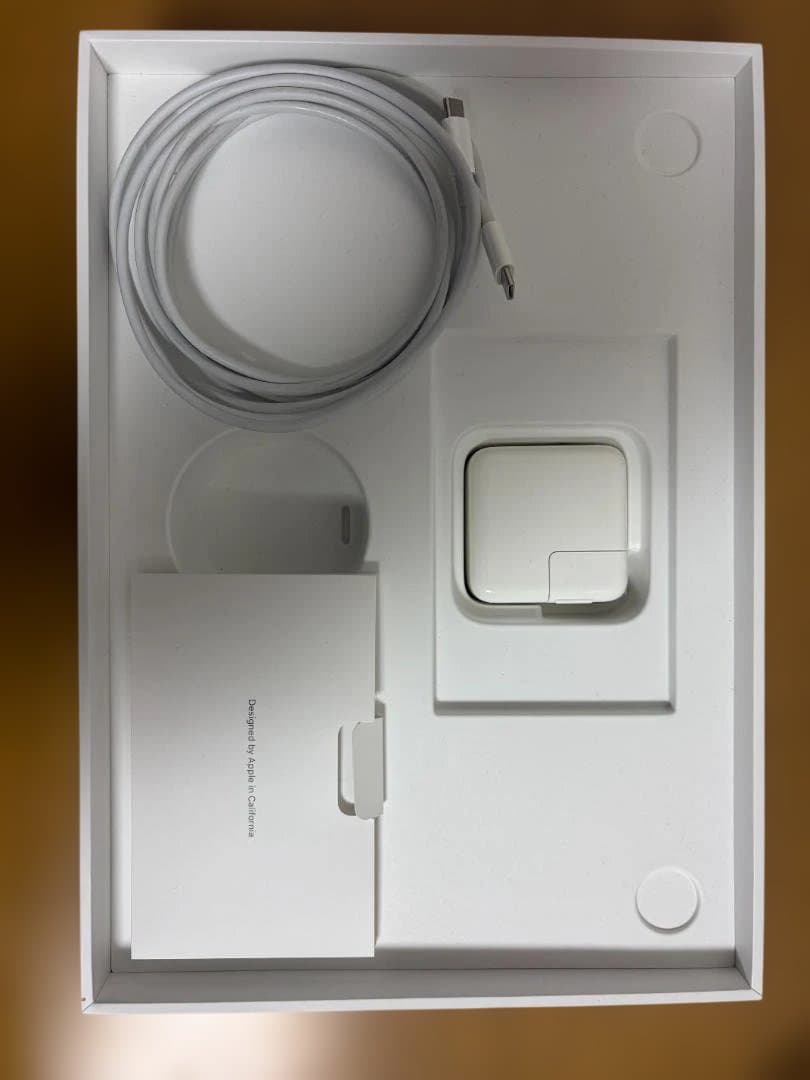 Apple MacBook Air M1 本体 充電器付き