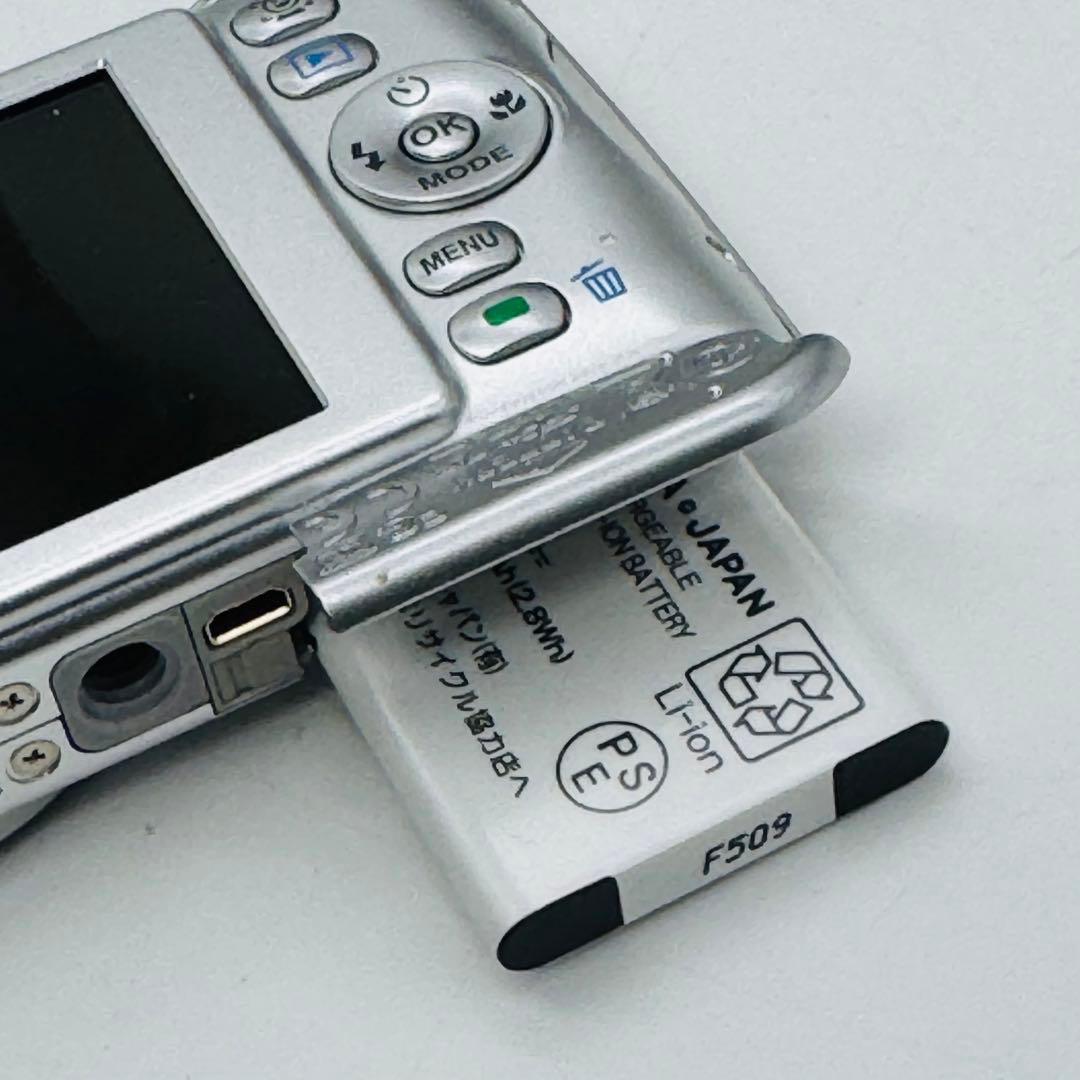 【極美品・箱付き】PENTAX Optio P70 シルバー 付属品充実