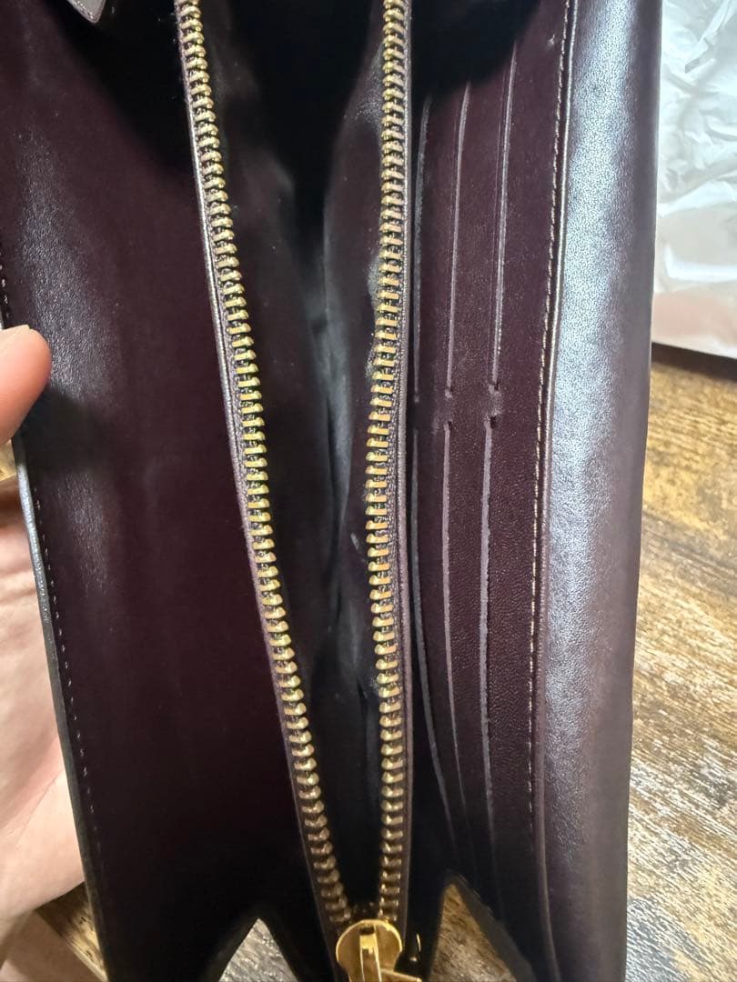 LouisVuittonルイヴィトンモノグラムヴェルニ ポルトフォイユサラ長財布