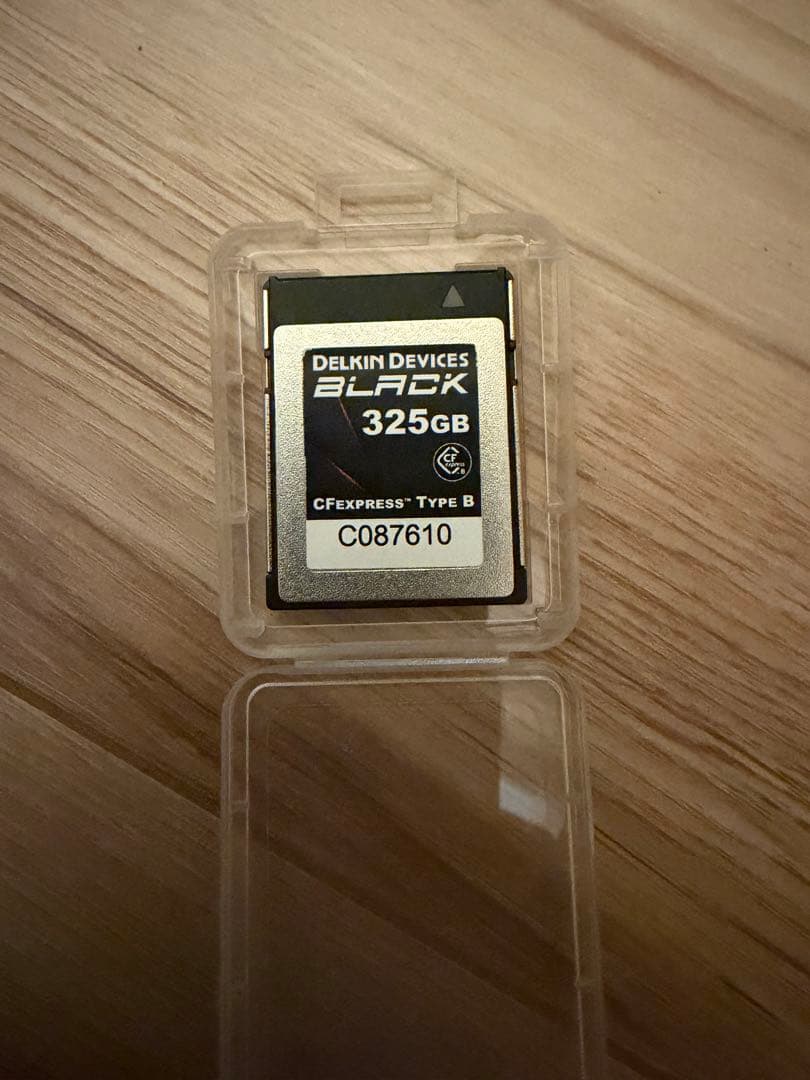 【極上品】Canon EOS-1D X Mark III＋cfexpress 付