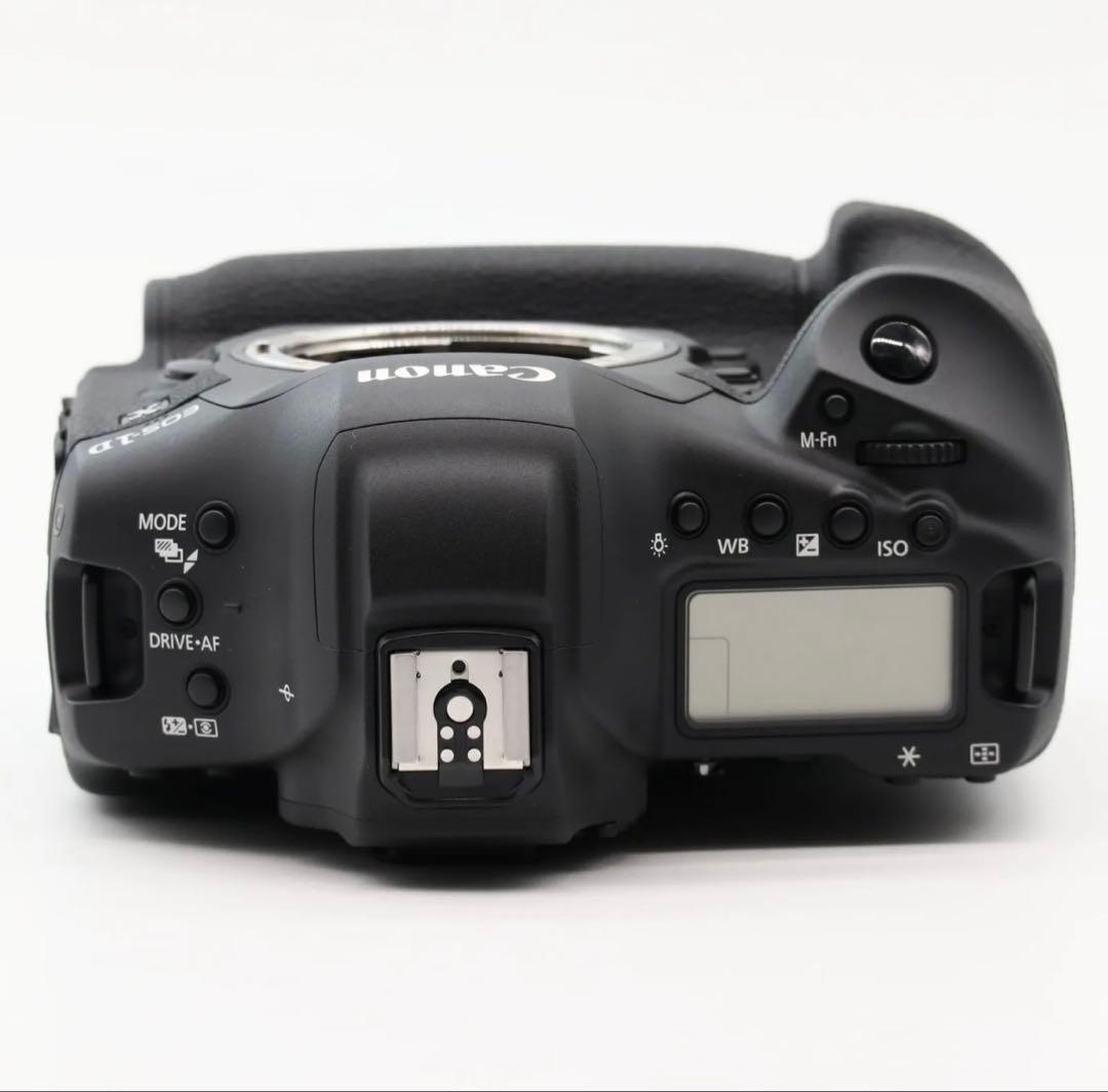 【極上品】Canon EOS-1D X Mark III＋cfexpress 付