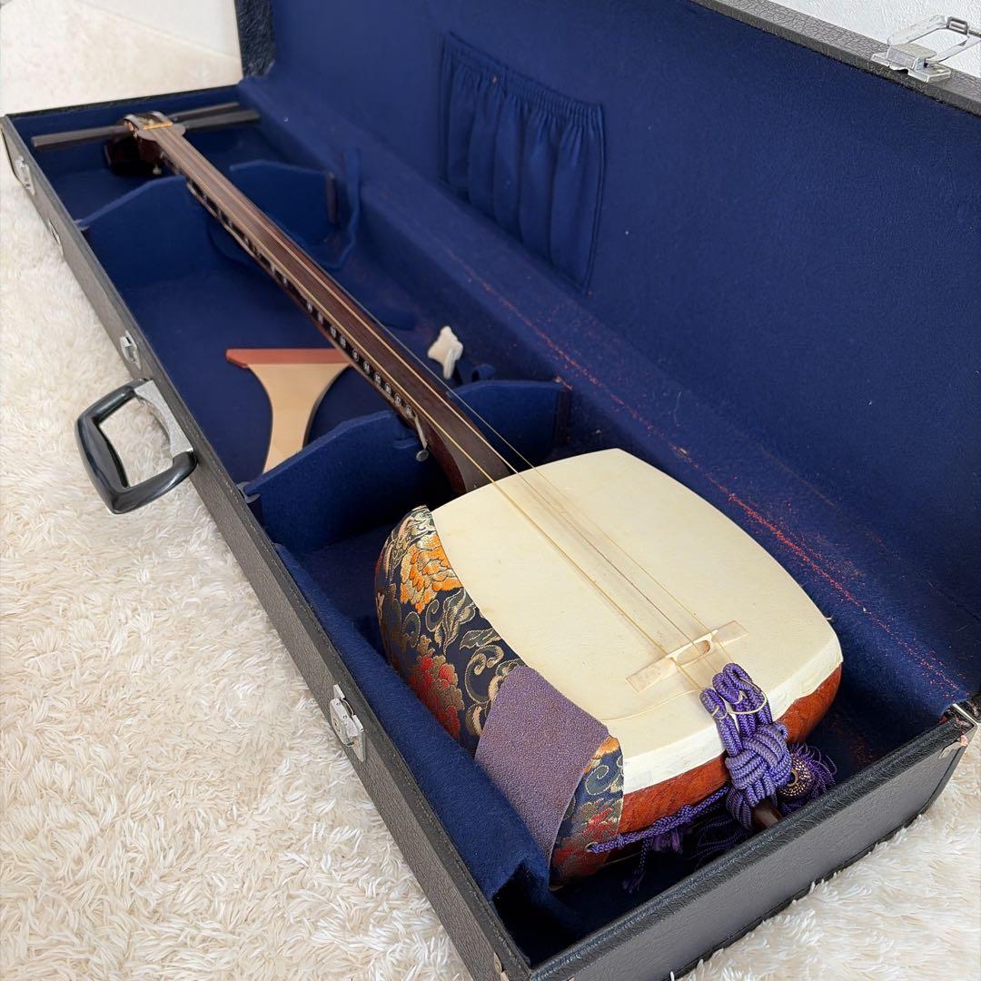 ば*ん様 三味線 民謡三味線 中棹 東さわり付き 紅木胴 ハードケース付き