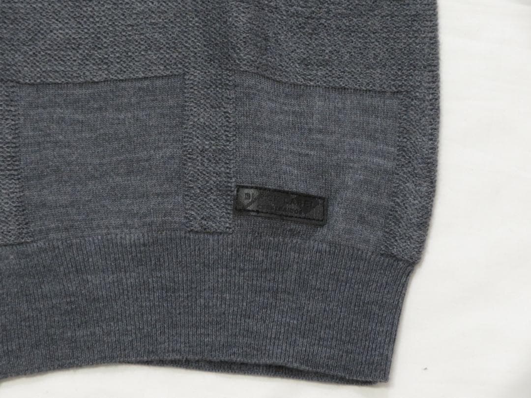 ブラックレーベル 　ジップアップニットセーターM　30,800円 グレー