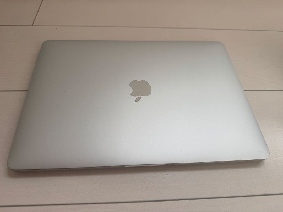 【初期化済／ロック解除済】MacBook Pro 13インチ 2019