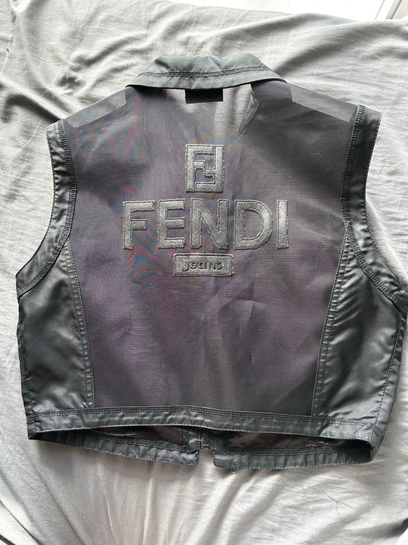 FENDI ベスト　美品