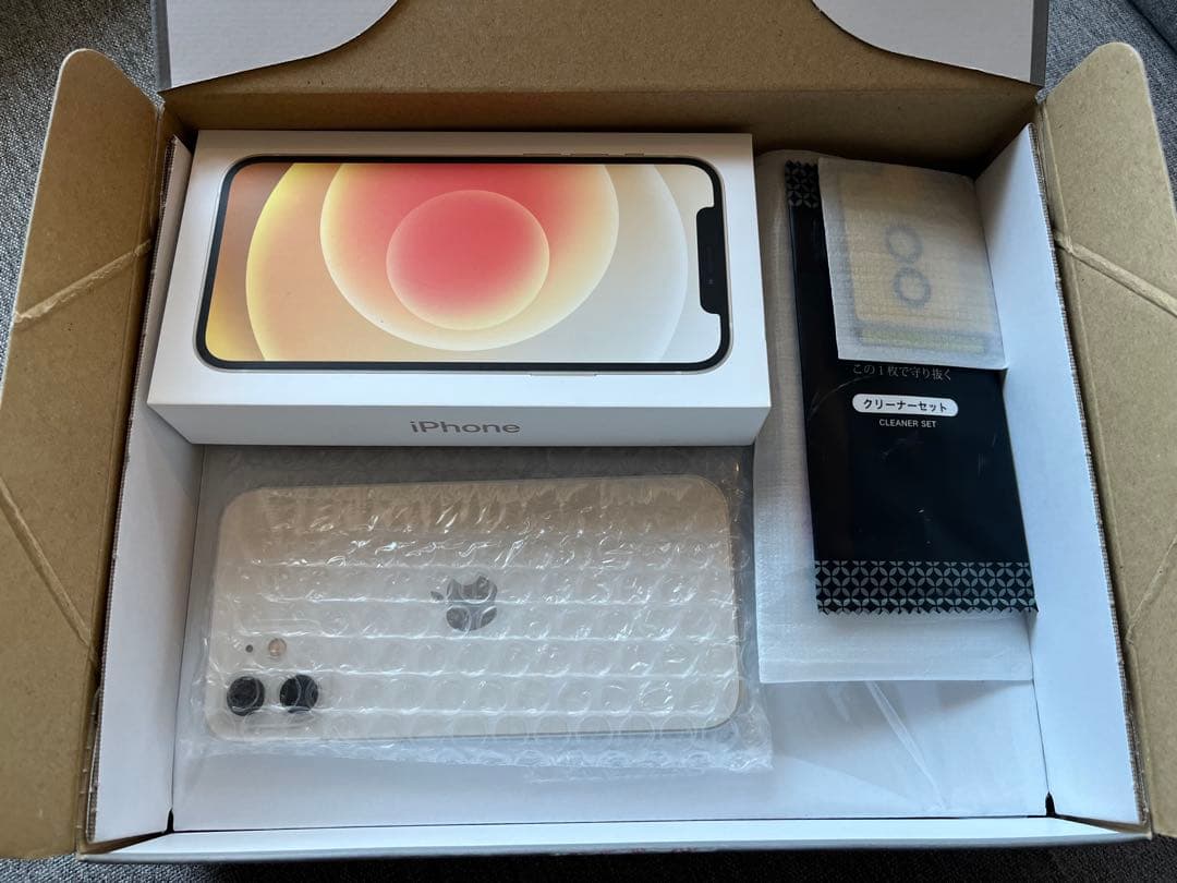 【超美品】iPhone 12 64GB ホワイト SIMフリー