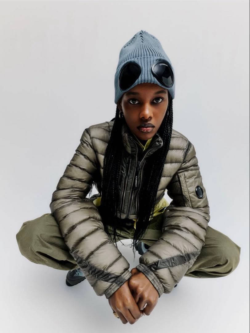 C.P. COMPANY ゴーグル付きニット帽 グレー