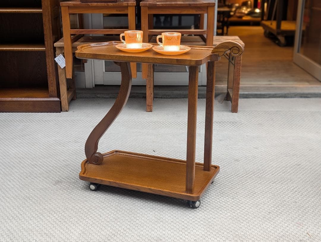 葉山家具（葉山ガーデン）／オーク材ワゴン／クラシカル／カントリースタイル