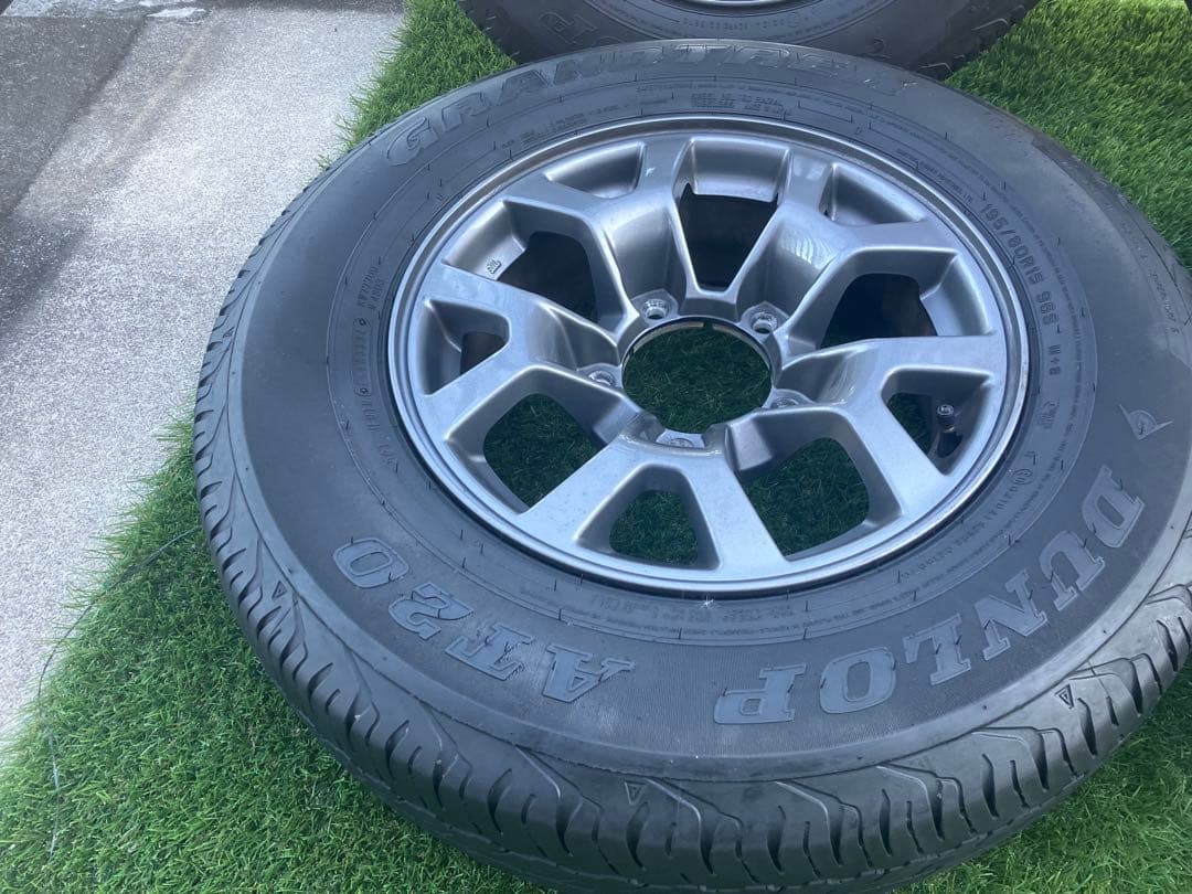 ジムニーシエラJB74 純正タイヤホイール4本 走行6000km引取OKナット付