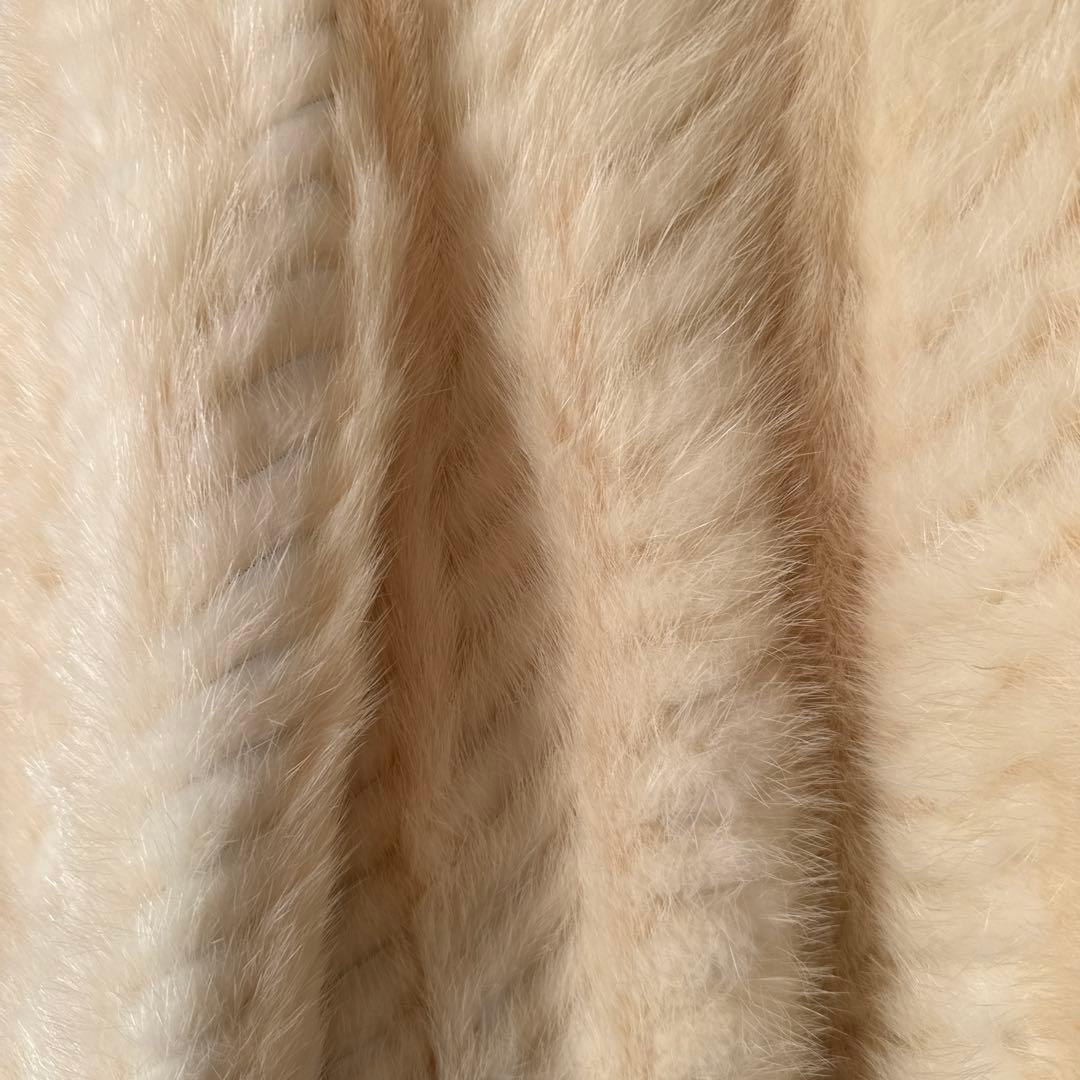 アイボリー 毛皮コート