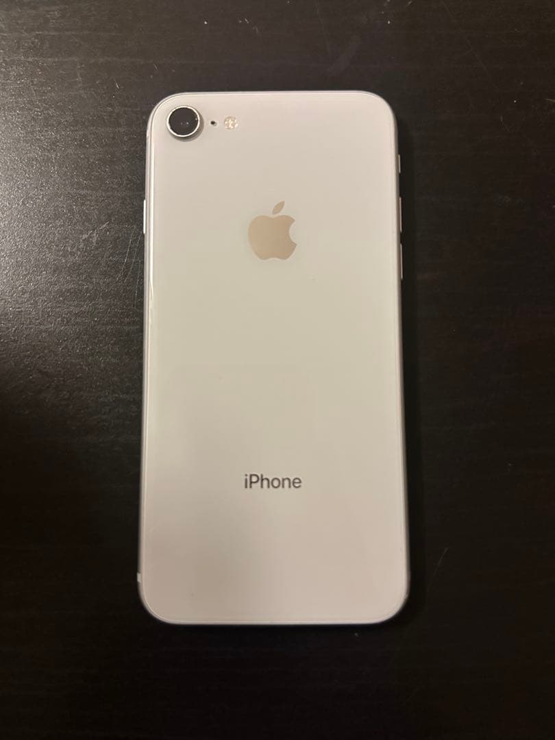 iPhone 8 ホワイト 本体