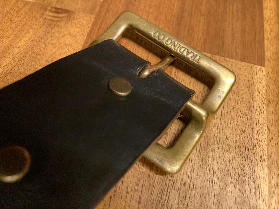 ろん　HTC スタッズレザーベルト　ブラック