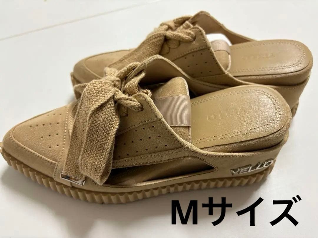 値下しました　yello スニーカーミュール　美品