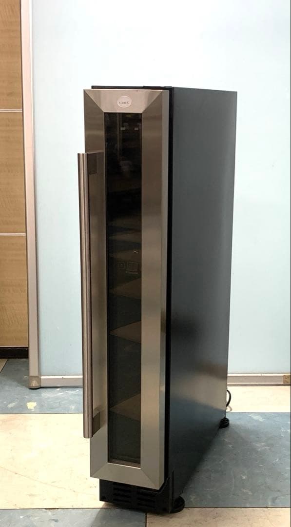 Dometic ワインセラー ST7 （右開き）スリムタワー ワインキャビネット