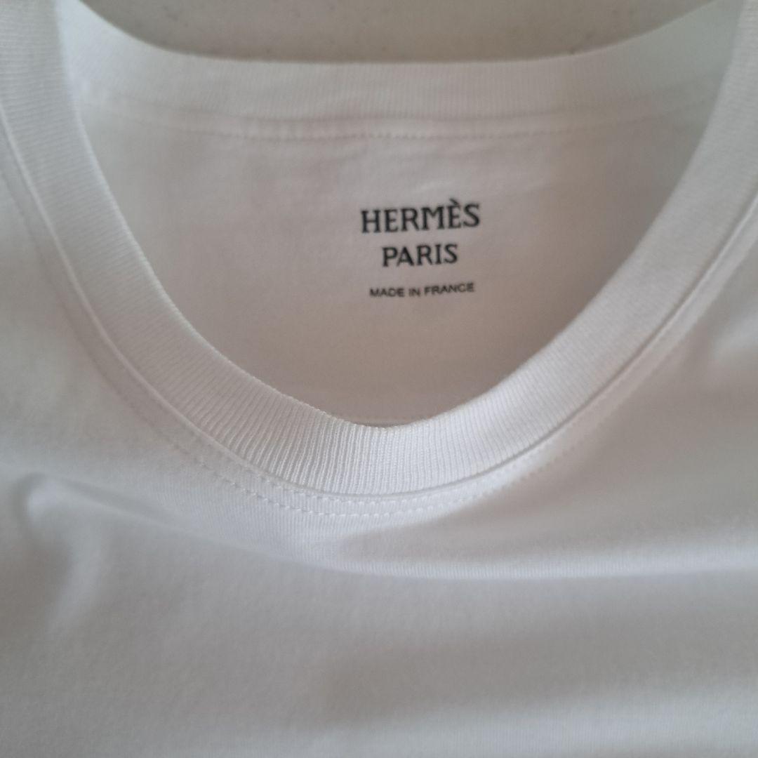 HERMÈS ホワイト Tシャツ ポケット付き