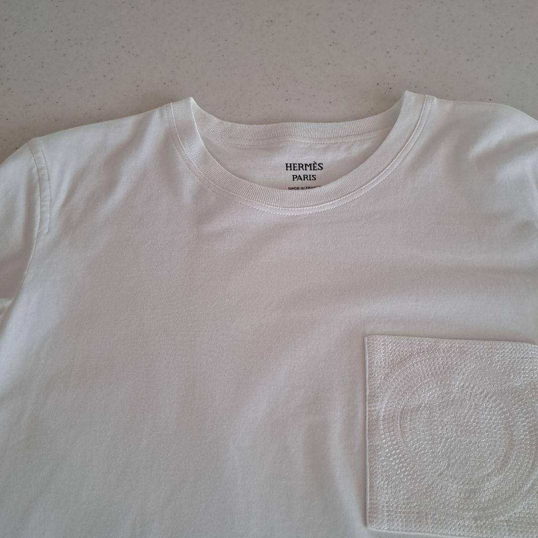 HERMÈS ホワイト Tシャツ ポケット付き