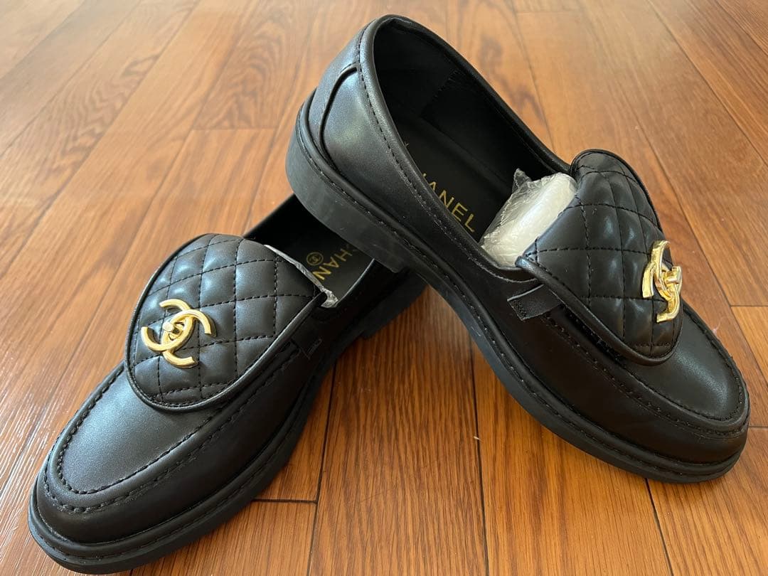 CHANEL ブラック ローファー キルティング