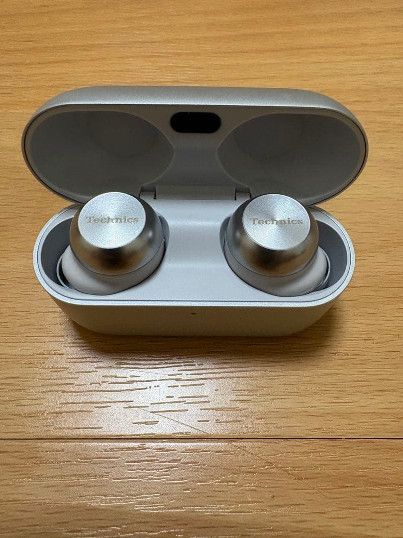 【新品同様】 Technics az100 ワイヤレスイヤホン シルバー