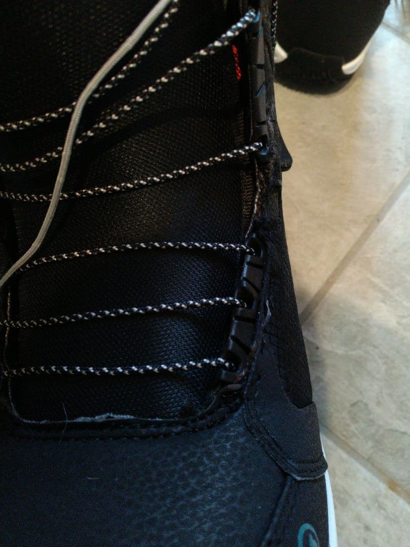 スノボードブーツ