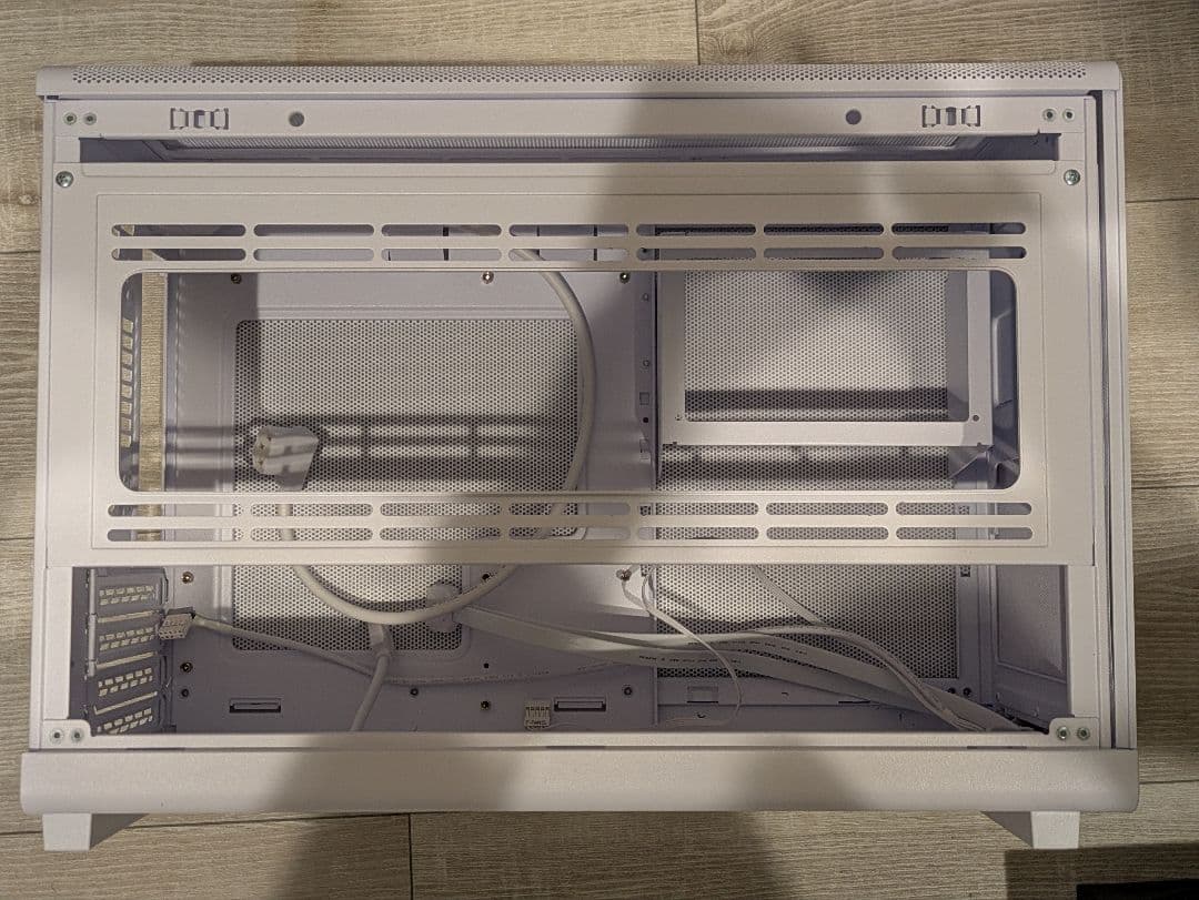 Lian Li DAN A3-mATX-WD PCケース