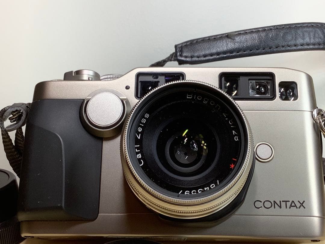 CONTAX G2-D 〈データバックGD-2装備〉未使用に近い。レンズ3本