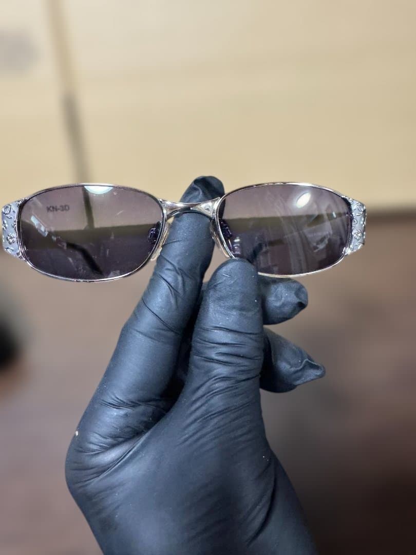 CHANEL ココマーク　カメリア　サングラス ダークグレー レンズ