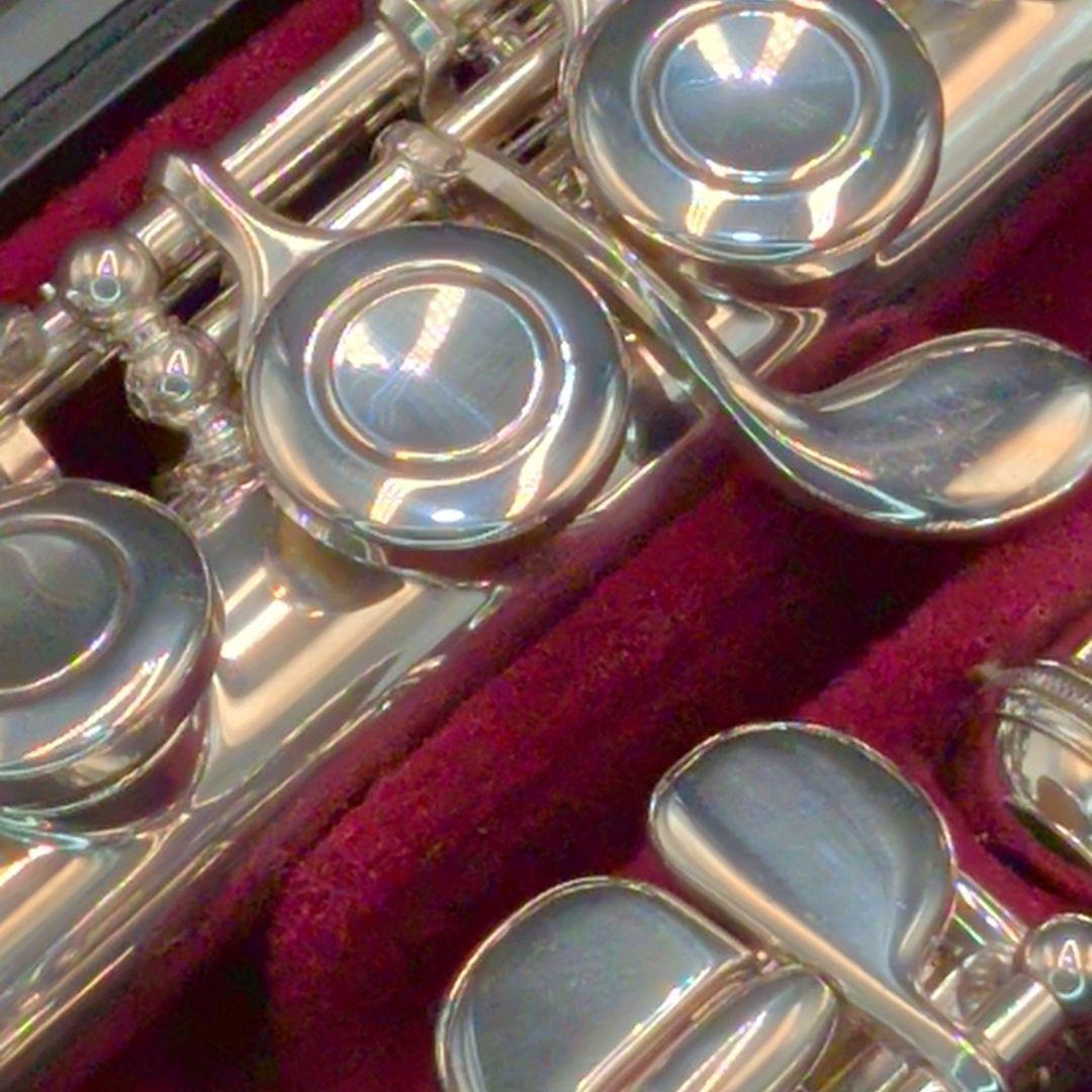 フルート　調整済　美品　ヤマハYFL221SⅡ（銀メッキ仕上げ）