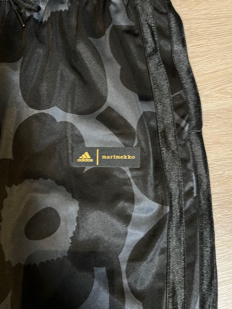 【美品】adidas × marimekko コラボ ジャージパンツ Lサイズ