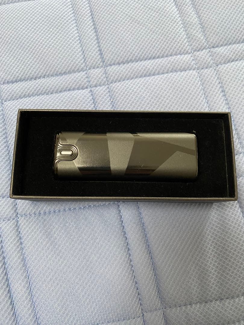 【未使用】ロジェ デュブイ ROGER DUBUIS ワイヤレスイヤホン