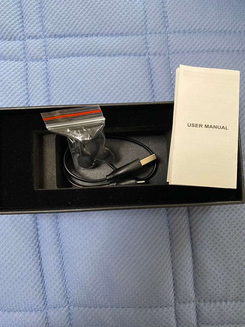 【未使用】ロジェ デュブイ ROGER DUBUIS ワイヤレスイヤホン