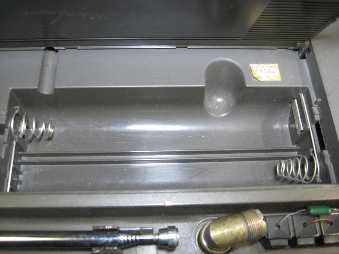 ソニー FM/MW/SW 31バンドレシーバー ICF-6800 動作品