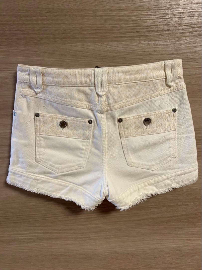 り*ご様 Louis Vuitton ルイヴィトン　ホワイトショートパンツ　ショ