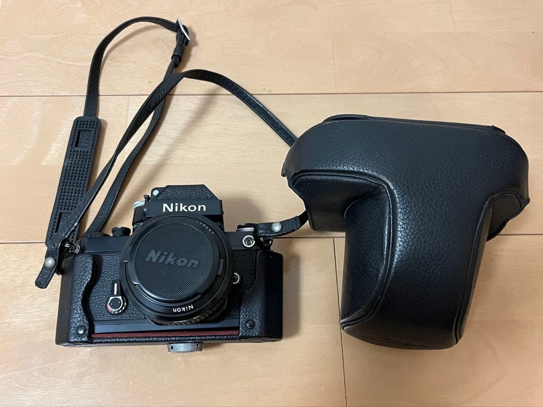 Nikon F2 PhotomicA、POLAROID COLOR PACK82