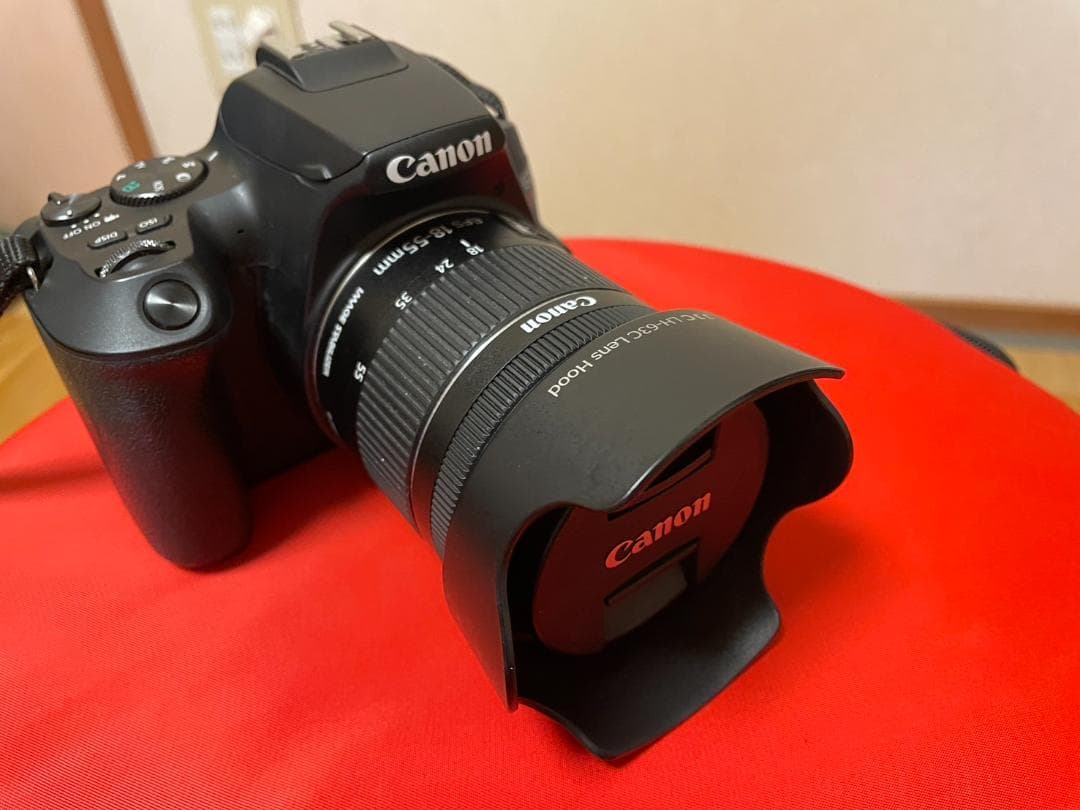 Canon EOS KISS X10 レンズキット　単焦点レンズ　etc