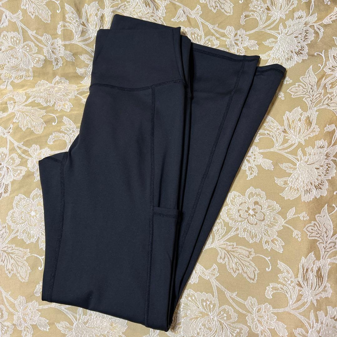 SUKALAユーティリティフレアレギンスMサイズLAVA