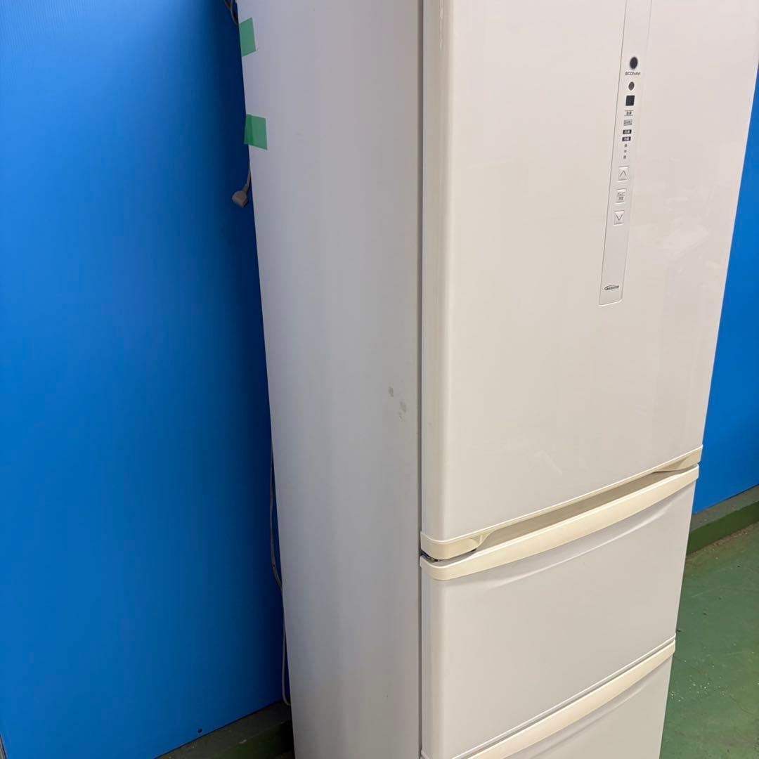 700 大型冷蔵庫　一人暮らし〜四人暮らし　自動製氷機　左開き　半年保証　極美品