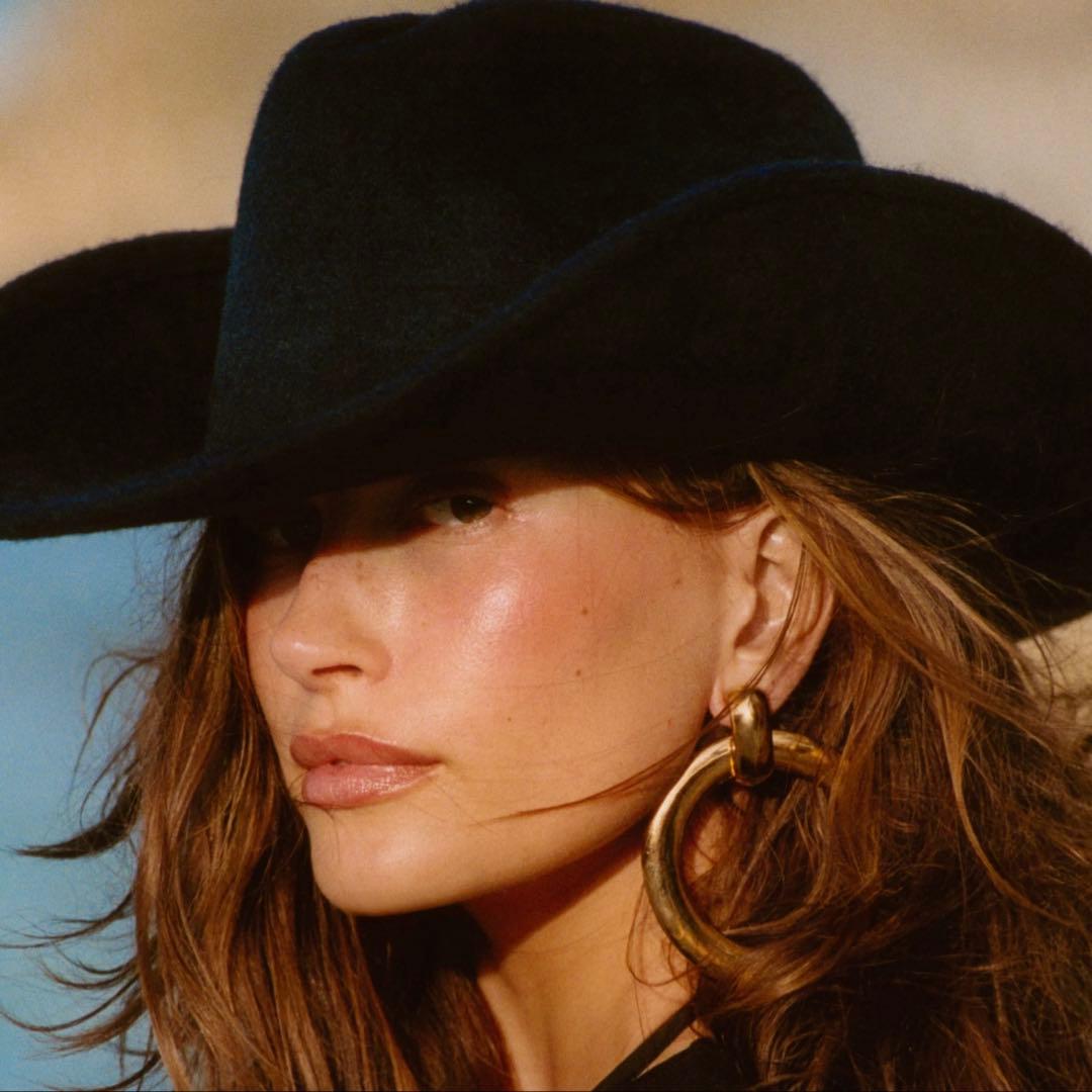 リップグロス RHODE THE SUMMER KIT / BLUSH LIP SET