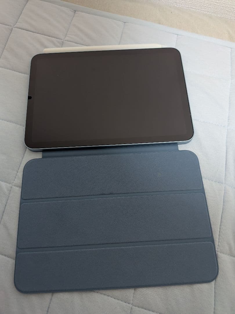 iPad mini 第7世代 (A17 Pro) 128GB 純正ケース付き