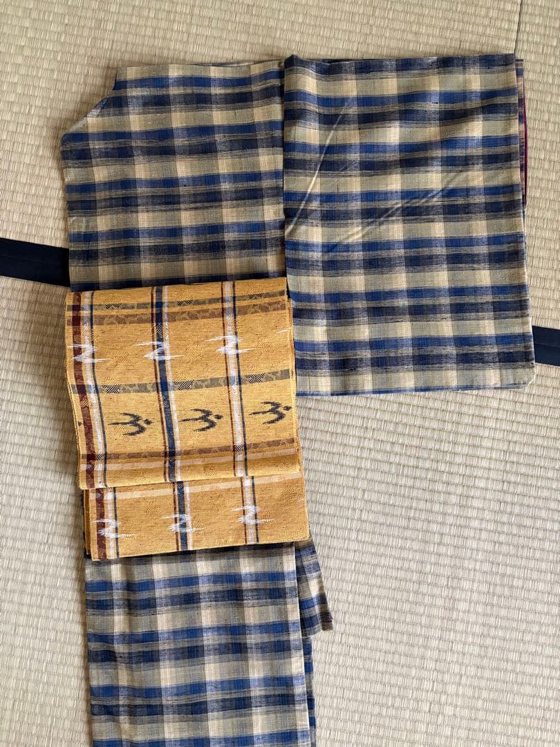 手織り八寸帯　琉球っぽい柄