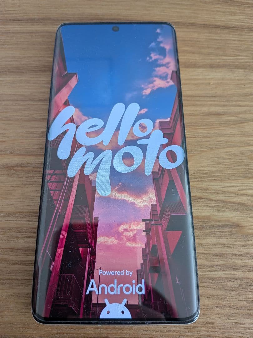 Motorola edge50s PRO スマートフォン　バニラホワイト 本体